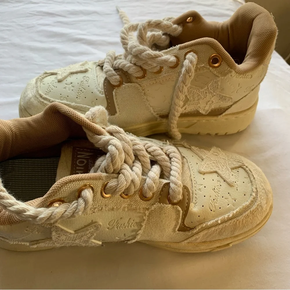 Fashion Sport Cream Star Lace Applique Rope Lace‎ Sneakers Size 37